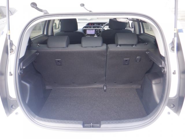 Toyota AQUA 2016-09 9434-12