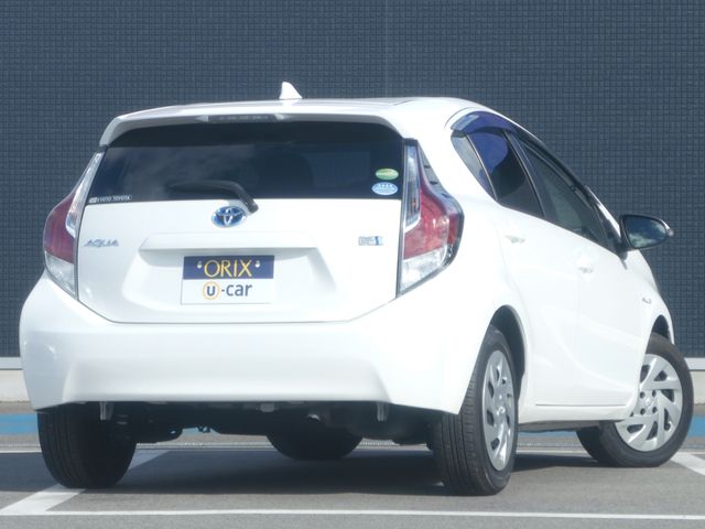Toyota AQUA 2016-09 9434-2
