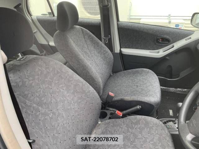 Toyota VITZ 2010-08 386626-3