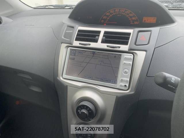 Toyota VITZ 2010-08 386626-2