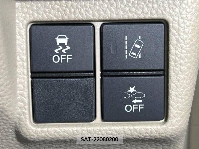Honda N BOX 2020-03 215126-5