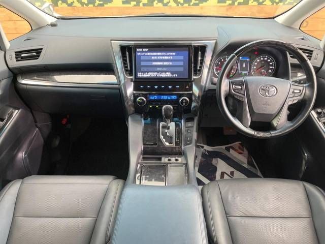 Toyota VELLFIRE 2019-04 6251-1