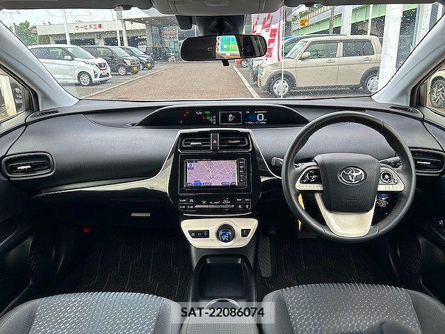 Toyota PRIUS 2016-12 281780-1