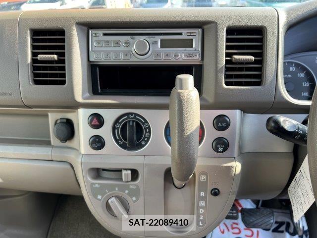 Suzuki EVERY WAGON 2014-04 235332-3