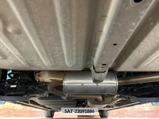 Toyota ESQUIRE 2015-06 375329-19