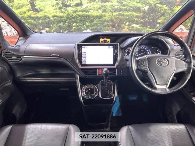Toyota ESQUIRE 2015-06 375329-1