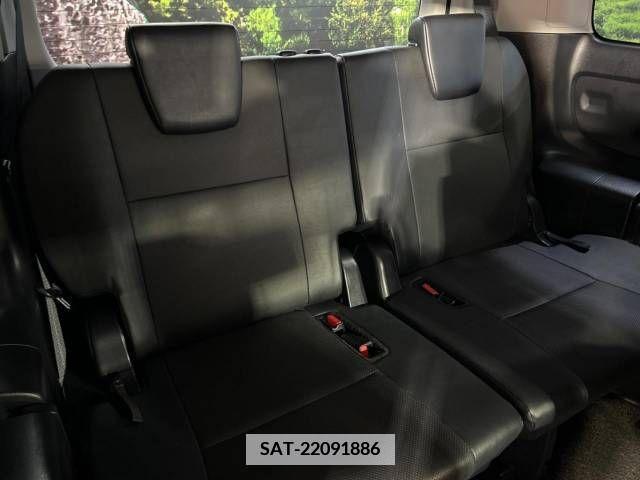 Toyota ESQUIRE 2015-06 375329-9