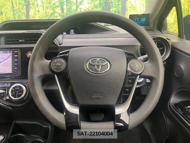 Toyota AQUA 2018-12 356235-11
