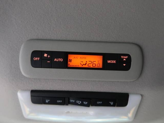 Nissan SERENA 2017-08 184405-7