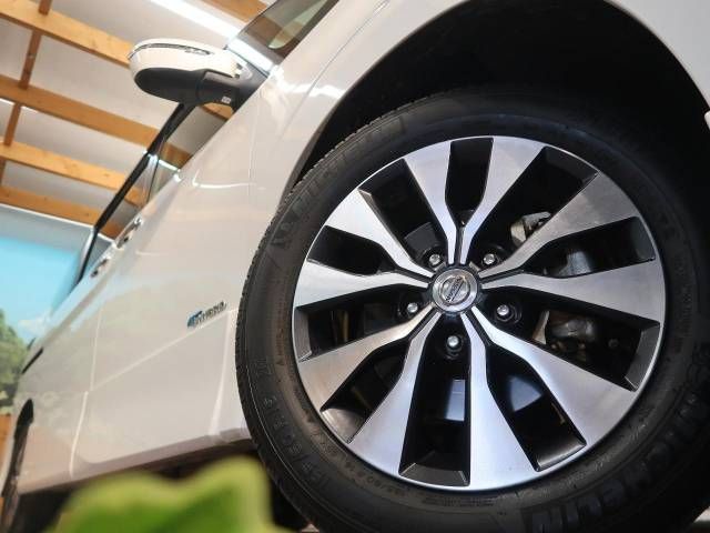 Nissan SERENA 2017-08 184405-15