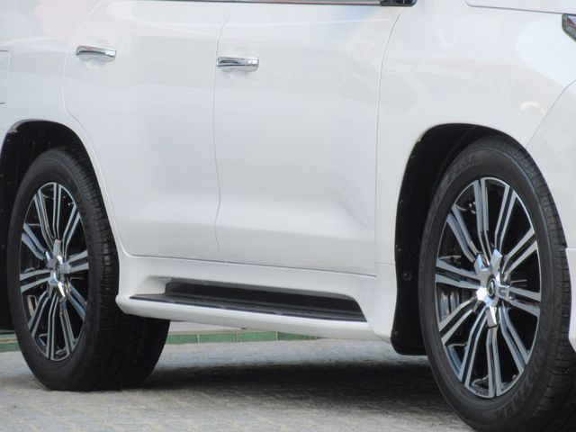 Lexus LX 2021-06 1836-6