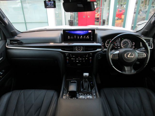 Lexus LX 2021-06 1836-1