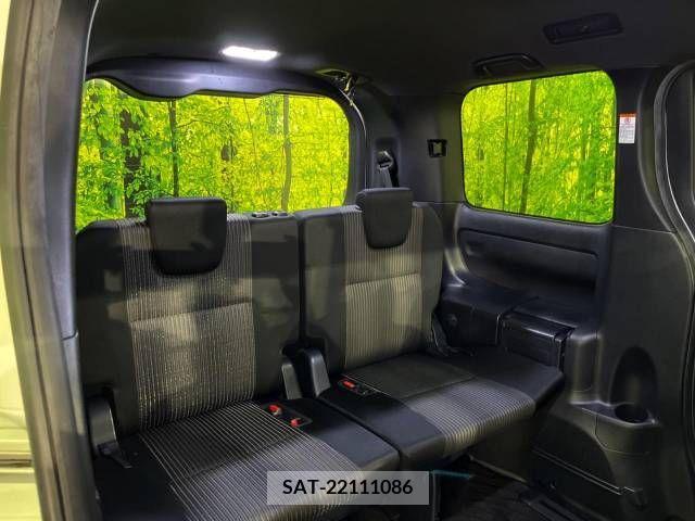 Toyota VOXY 2020-06 288905-10