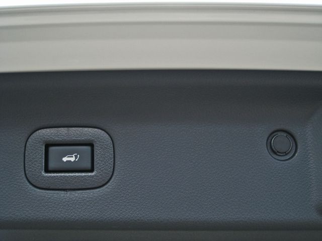 Nissan ELGRAND 2017-10 2997-17