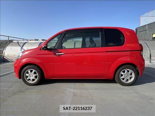 Toyota PORTE 2013-07 281609-2