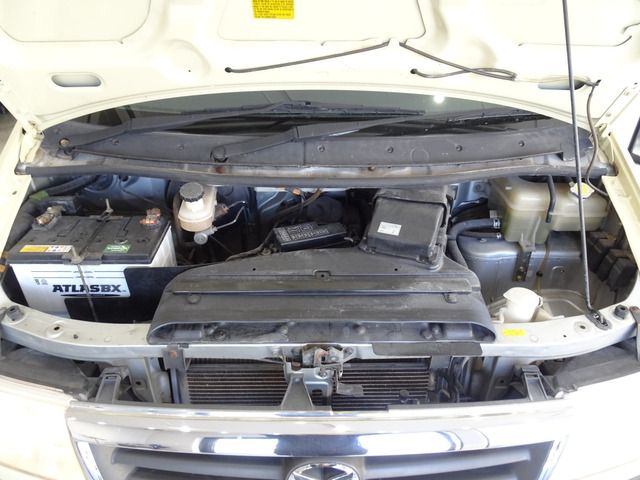 Mazda BONGO FRIENDEE 2000-06 853-13