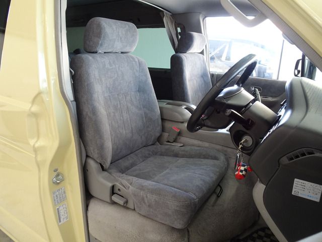 Mazda BONGO FRIENDEE 2000-06 853-7