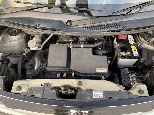 Suzuki MR WAGON 2011-12 9054-28