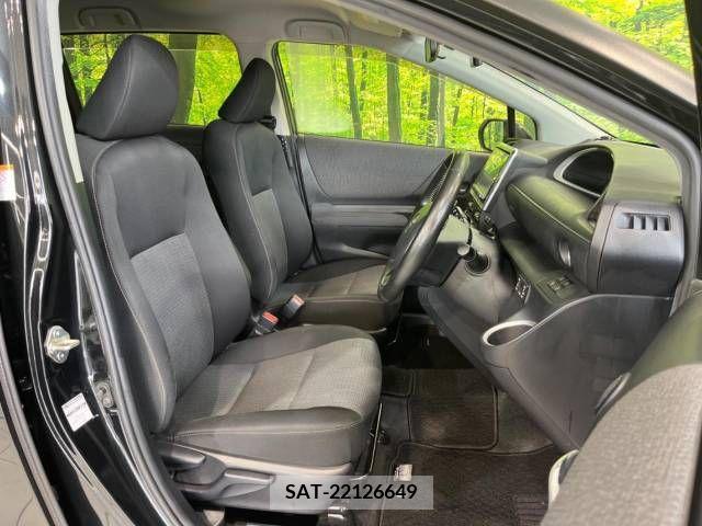 Toyota SIENTA 2021-02 394030-8