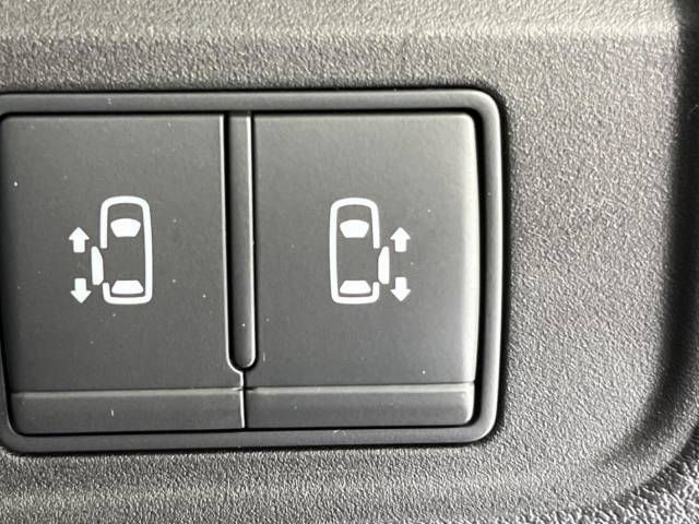 Nissan SERENA 2020-04 5726-7
