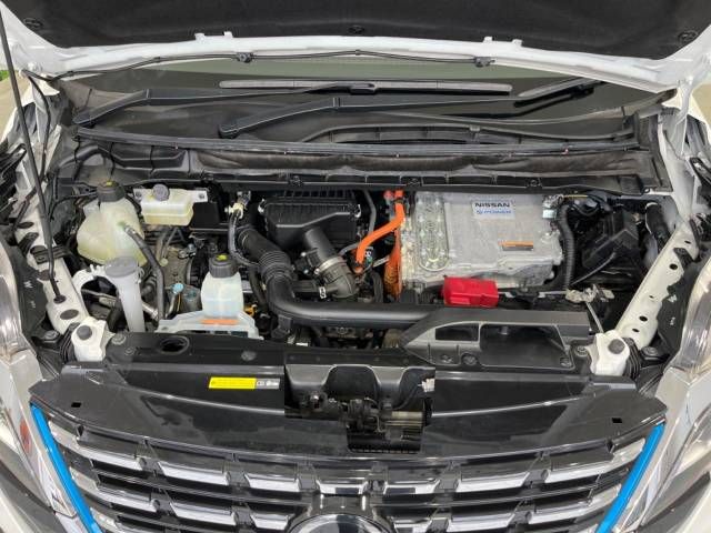 Nissan SERENA 2020-04 5726-19