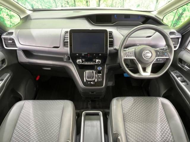 Nissan SERENA 2020-04 5726-1