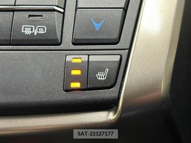 Lexus NX 2015-09 388389-5