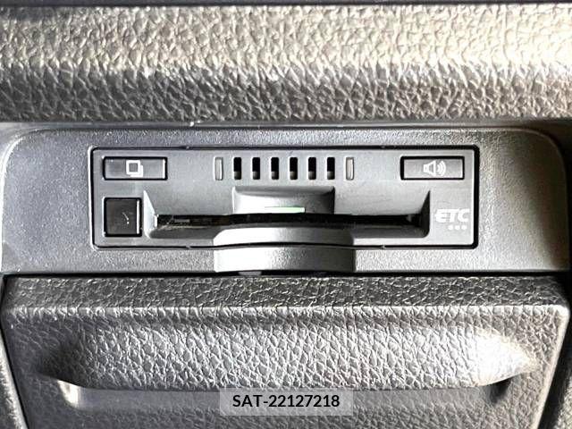 Toyota NOAH 2019-12 321658-8