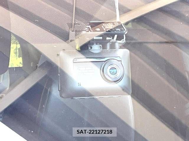 Toyota NOAH 2019-12 321658-7
