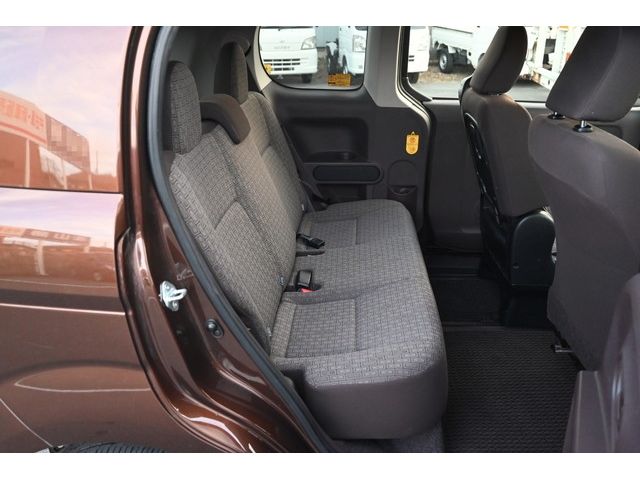 Toyota PORTE 2014-11 196124-10