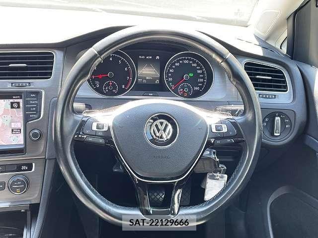 VolksWagen GOLF 2013-11 370651-4