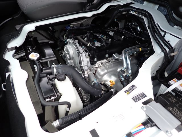 Nissan CARAVAN VAN 2022-10 15110-29