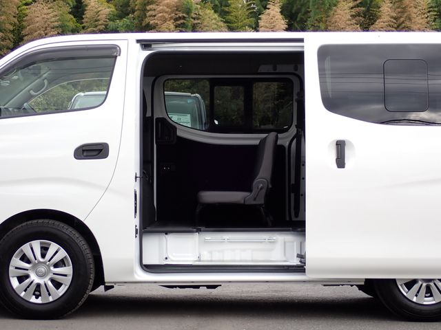 Nissan CARAVAN VAN 2022-10 15110-4