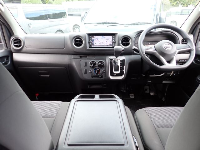 Nissan CARAVAN VAN 2022-10 15110-7