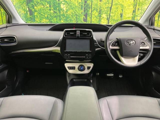 Toyota PRIUS 2017-04 193655-1