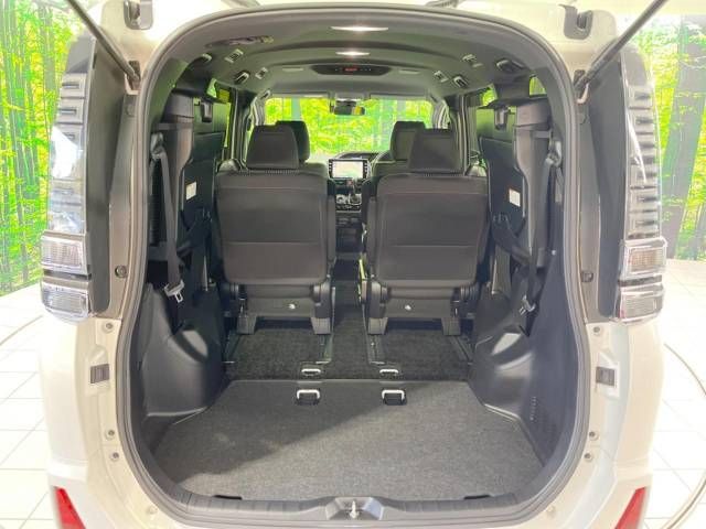 Toyota VOXY 2018-10 19916-11
