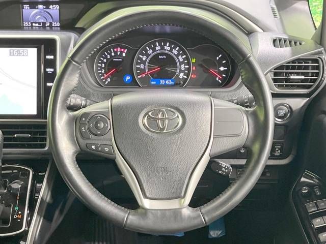 Toyota VOXY 2018-10 19916-12