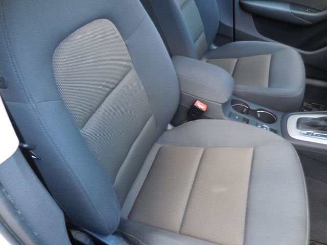 Audi Q3 2014-06 4801-13