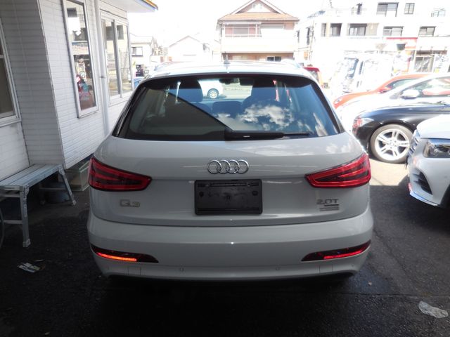 Audi Q3 2014-06 4801-4