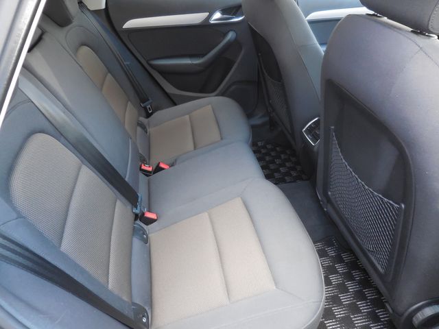 Audi Q3 2014-06 4801-12