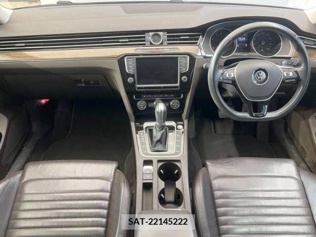 VolksWagen PASSAT VARIANT 2015-10 347996-1