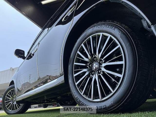 Mitsubishi OUTLANDER PHEV 2019-04 303572-17
