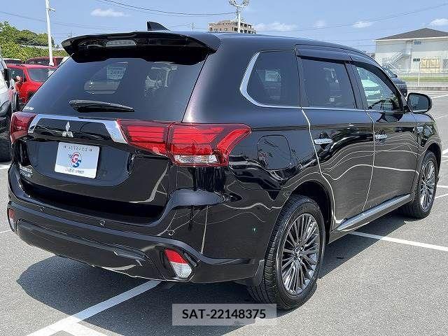 Mitsubishi OUTLANDER PHEV 2019-04 303572-16