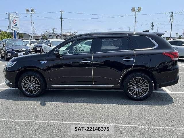 Mitsubishi OUTLANDER PHEV 2019-04 303572-13