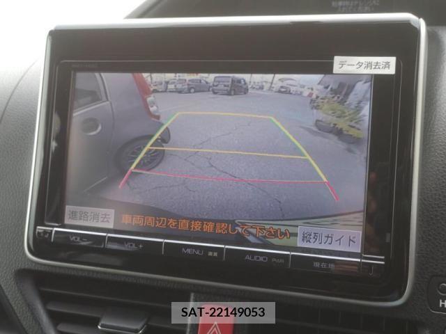 Toyota VOXY 2014-03 386346-17