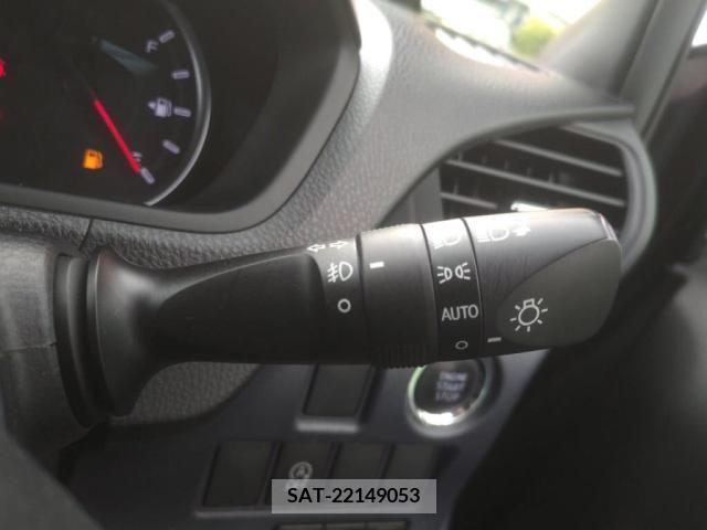 Toyota VOXY 2014-03 386346-15