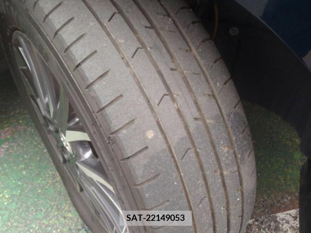 Toyota VOXY 2014-03 386346-10