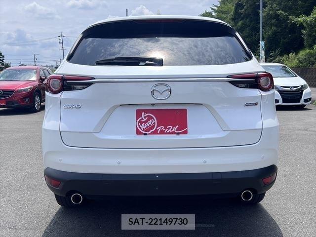 Mazda CX-8 2018-04 340289-18