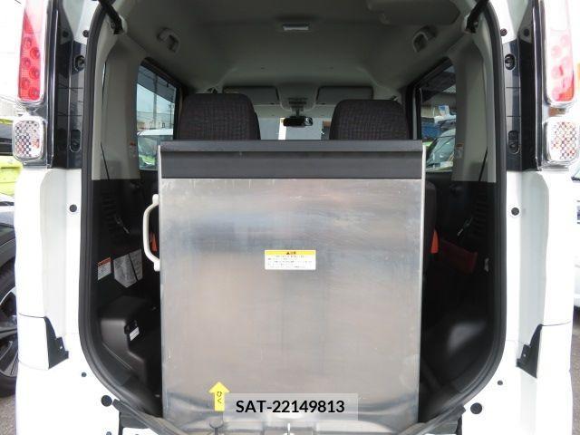 Suzuki SPACIA 2018-07 285564-7