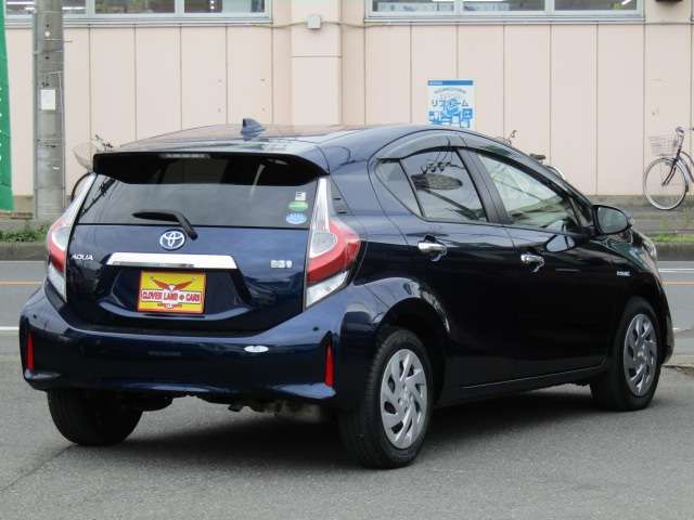 Toyota AQUA 2018-11 27517-7